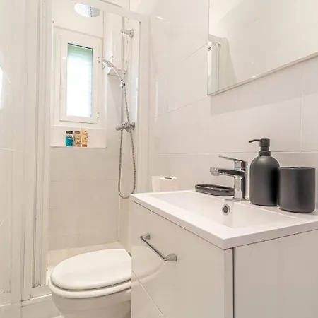 With Easy Access To Monaco * ボーソレイユ